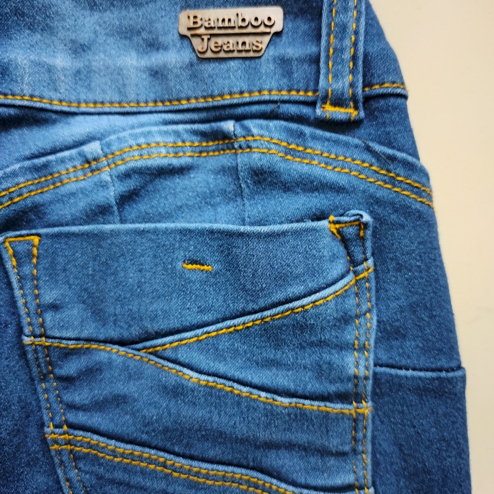 Jeans - Picture 5 of 8